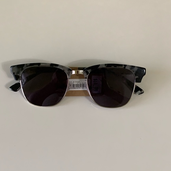 Madewell Lawson sunglasses main image 15